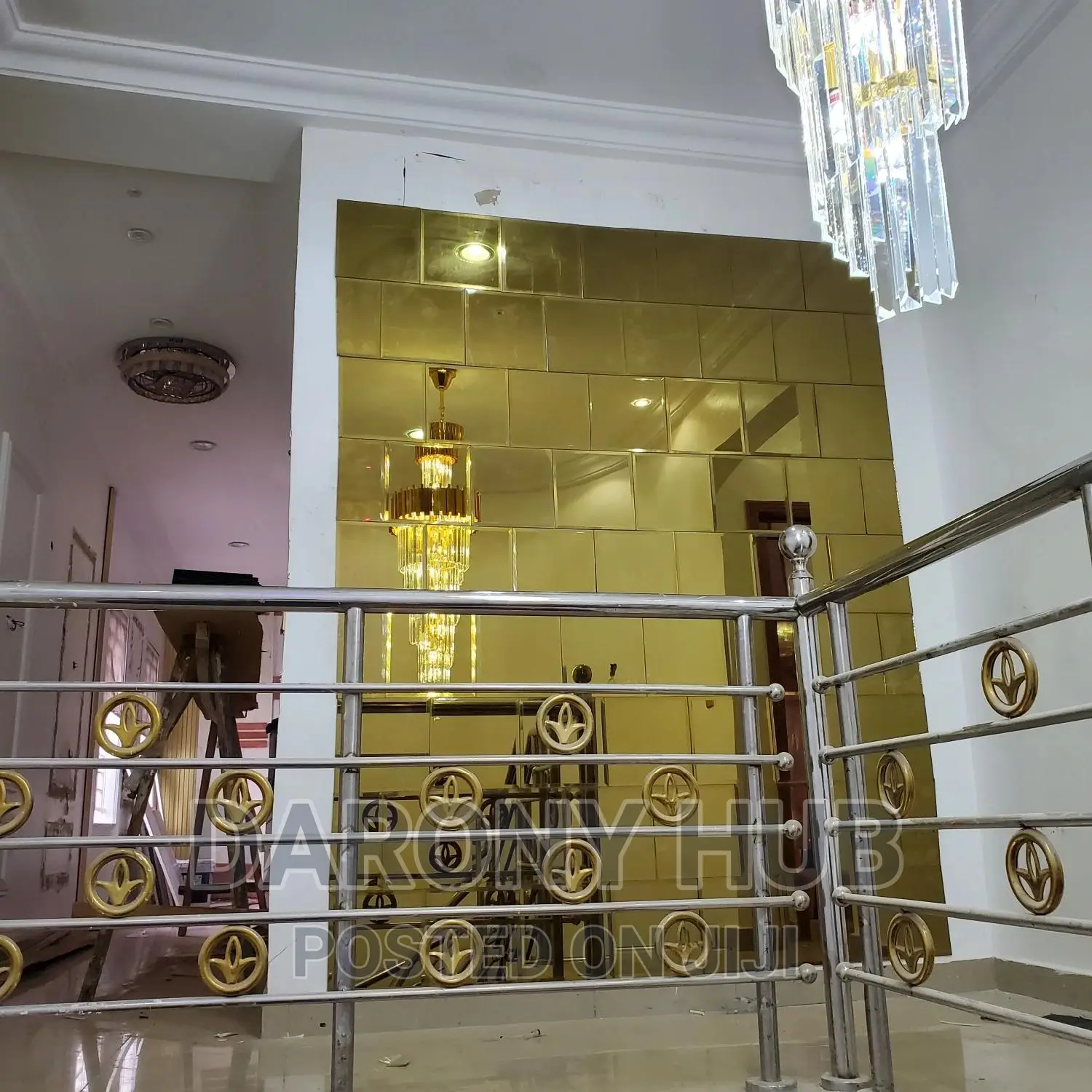 Reflective Golden Mirror Panels