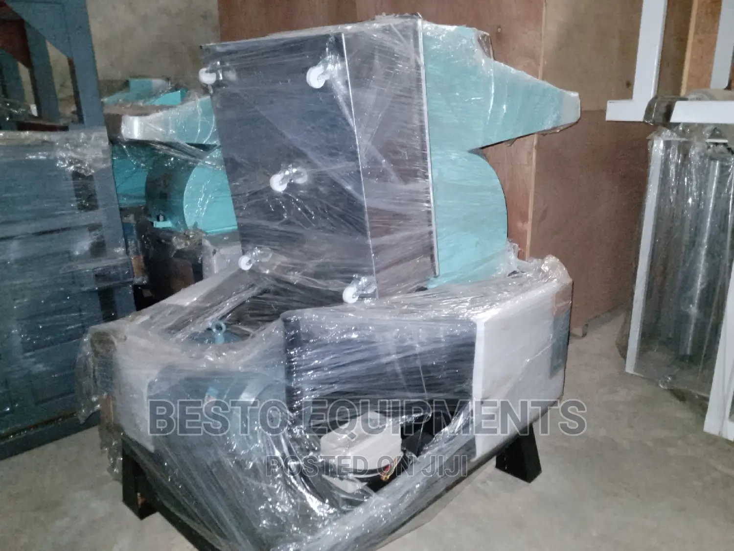 Pet Crusher Pet Nylon Plastic Crushing Machine Pet Crusher