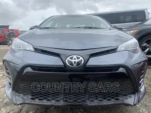 Toyota Corolla XSE 4dr Sedan (1.8L 4cyl CVT) 2017 Gray
