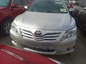 Toyota Camry 2008 Silver