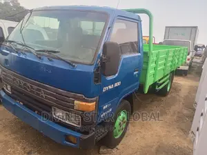 Toyota Dyna 2019 Green