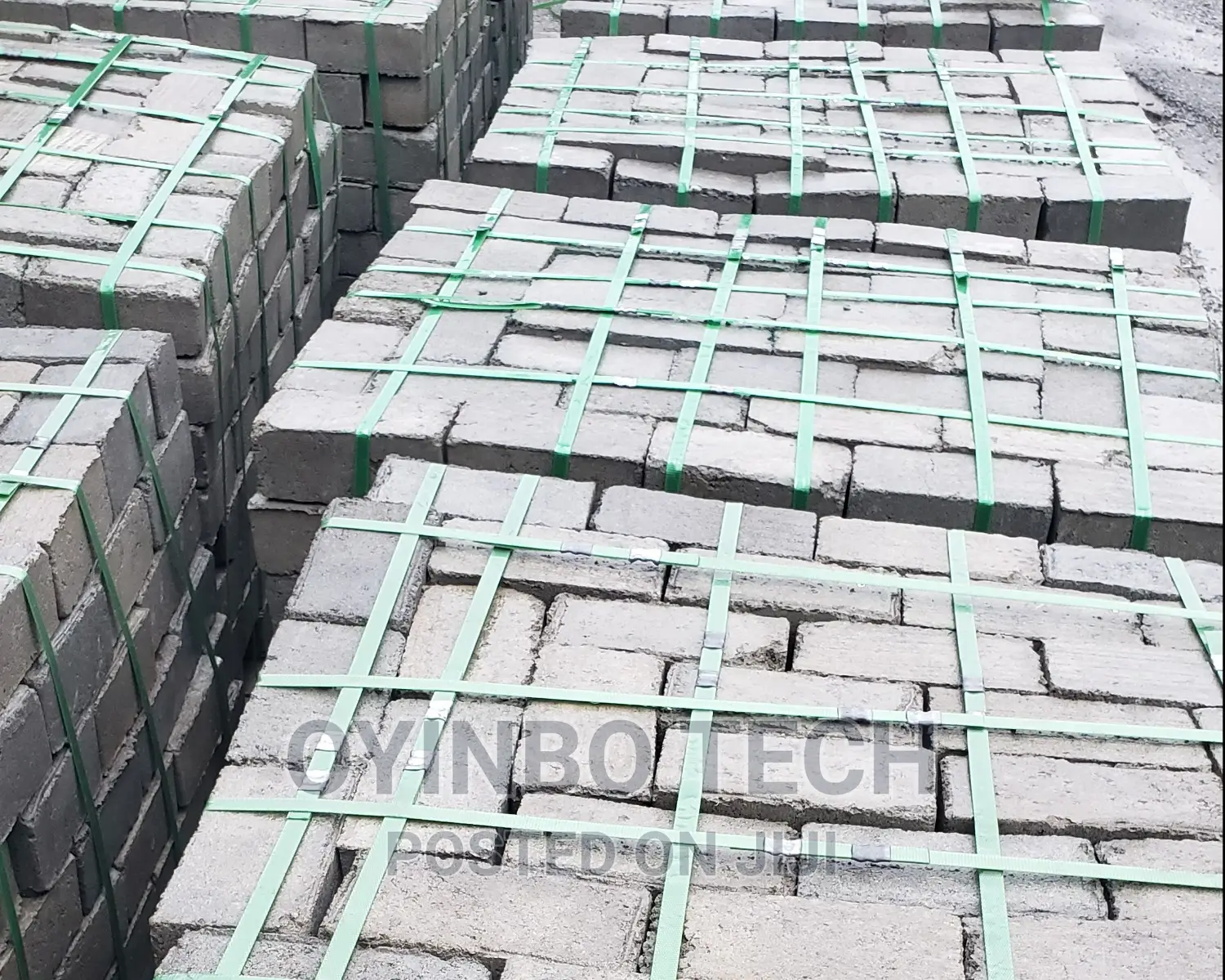 Pave Stone Machine
