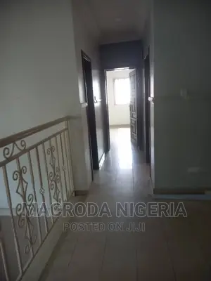 4bdrm Duplex in Lekki Phase 1 Rhs for rent