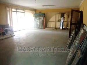 Photo - 10bdrm House in Adeniyi Jones for rent