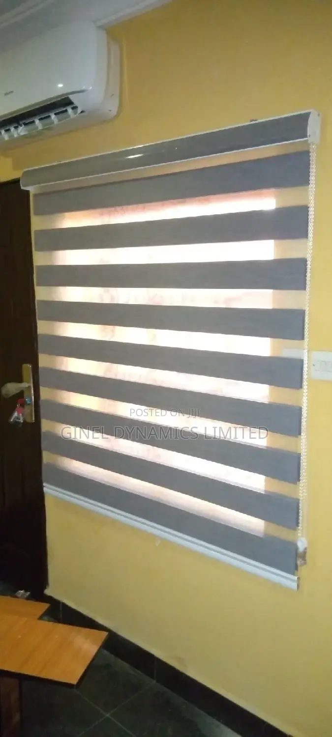 High Quality Window Blind (Free Delivery)