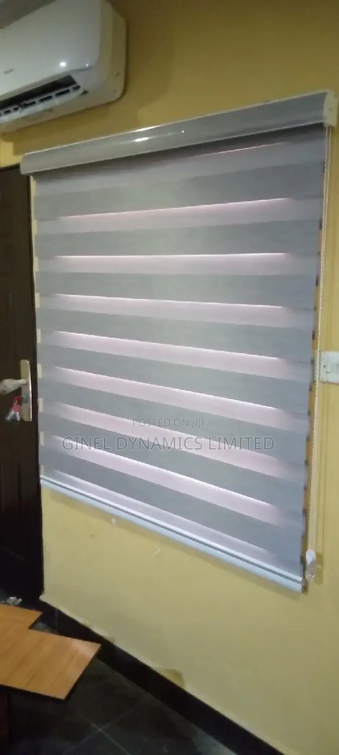 High Quality Window Blind (Free Delivery)