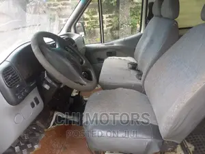 Ford Transit 2000 White