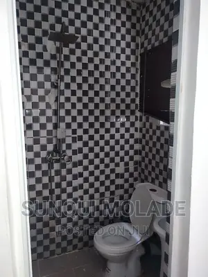 Furnished 2bdrm Apartment in Alagomeji for rent