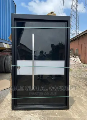 Black Silver Pivot