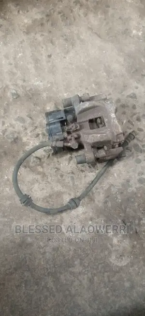 Back Caliper Range Rover Evoque 2016