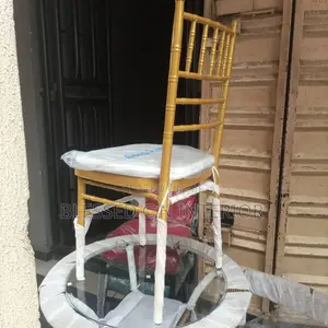 Higher Quality Chivalry Chair With Cushion