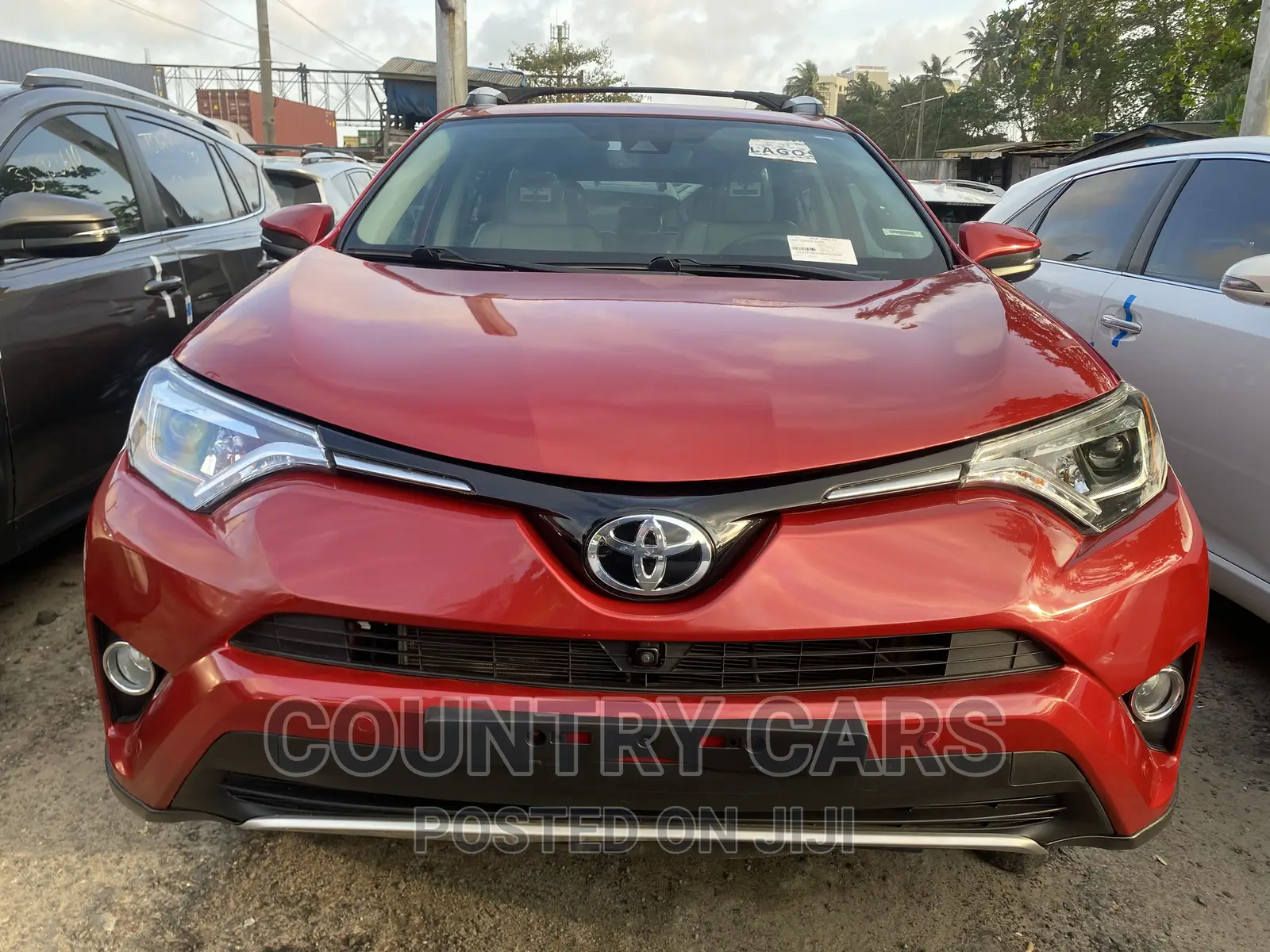 Toyota RAV4 2017 Red