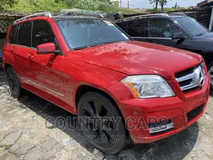 Mercedes-Benz GLK-Class 350 4MATIC 2010 Red