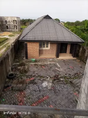 3bdrm Bungalow in Eleko Junction for sale