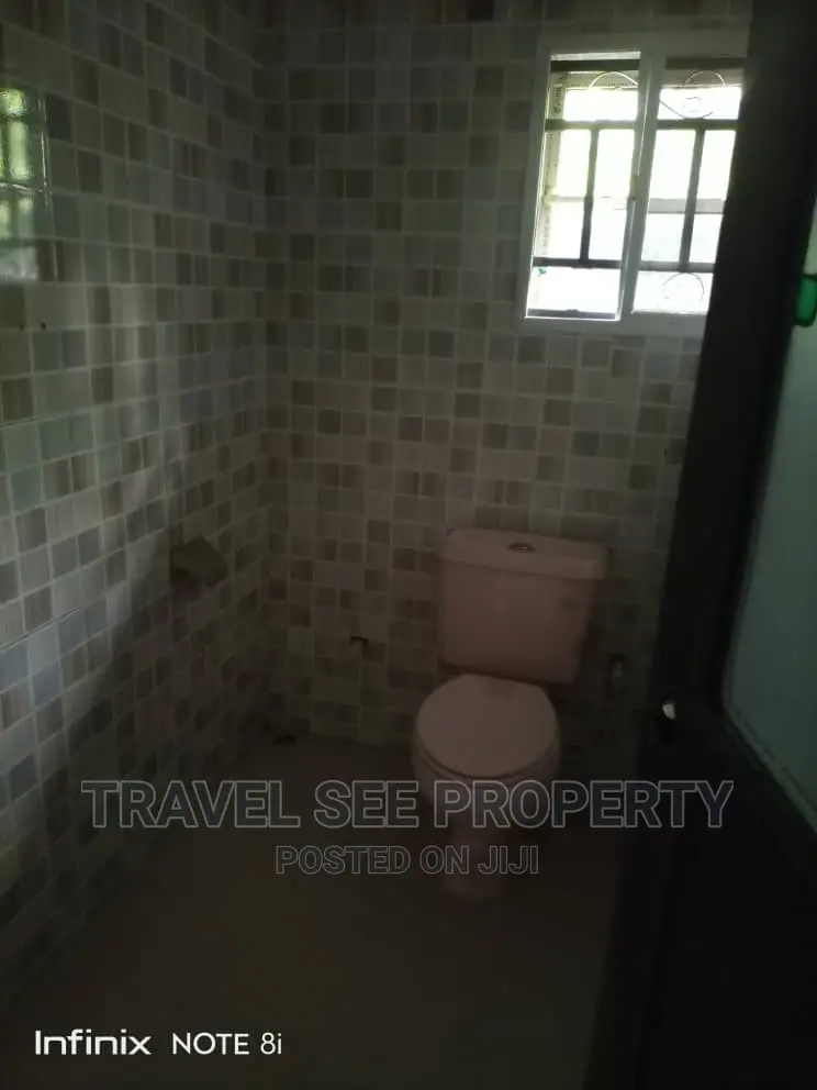 3bdrm Bungalow in Eleko Junction for sale