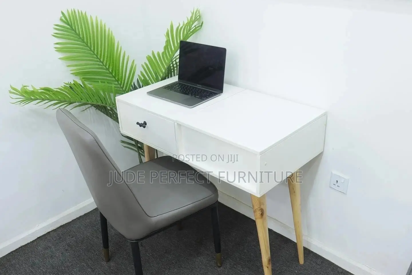 Office Table and Chair