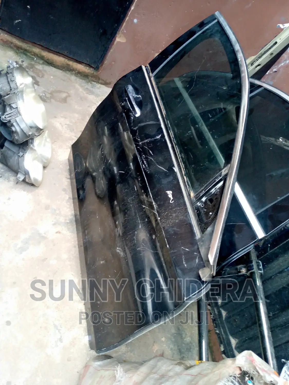 C300 2015/28 Front Door Each Side