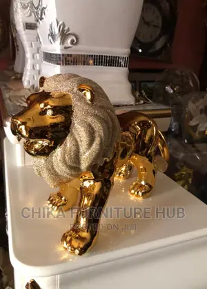 Lion Decorative Figurines