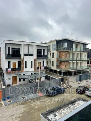 Furnished 5bdrm Duplex in Lekki for sale