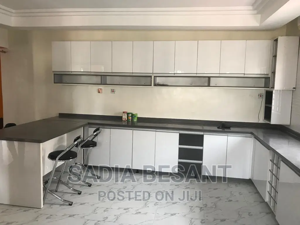 Bespoke Kitchen Cabinets