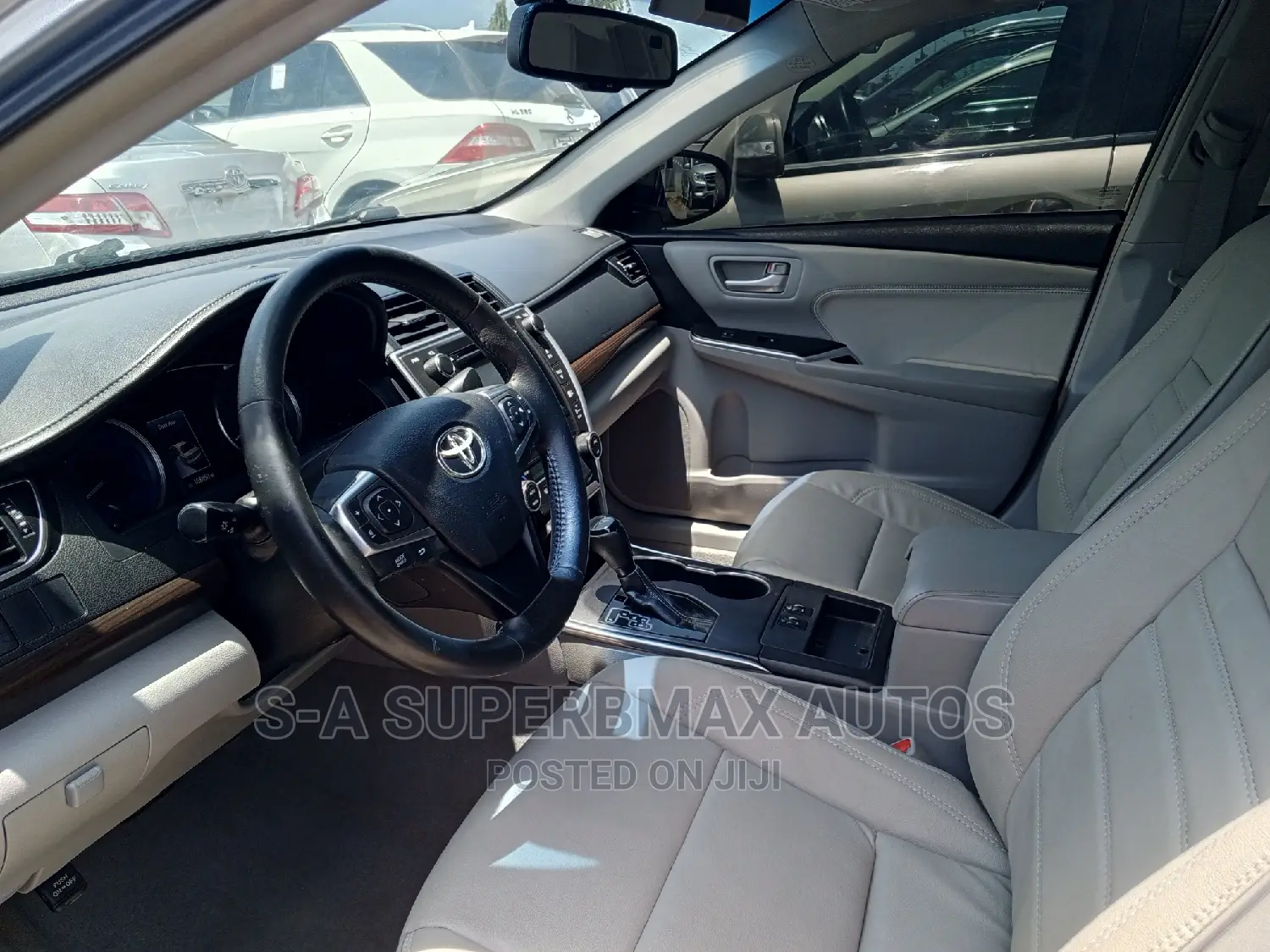Toyota Camry 2015 Silver