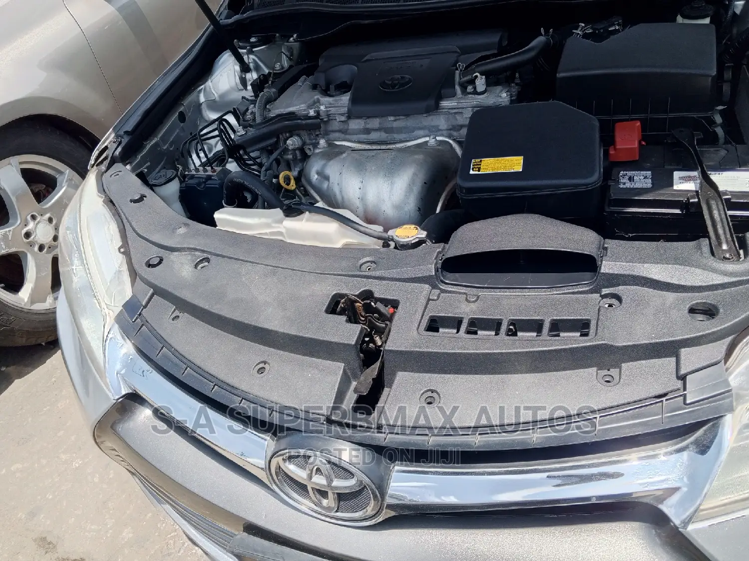 Toyota Camry 2015 Silver