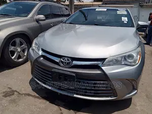 Toyota Camry 2015 Silver