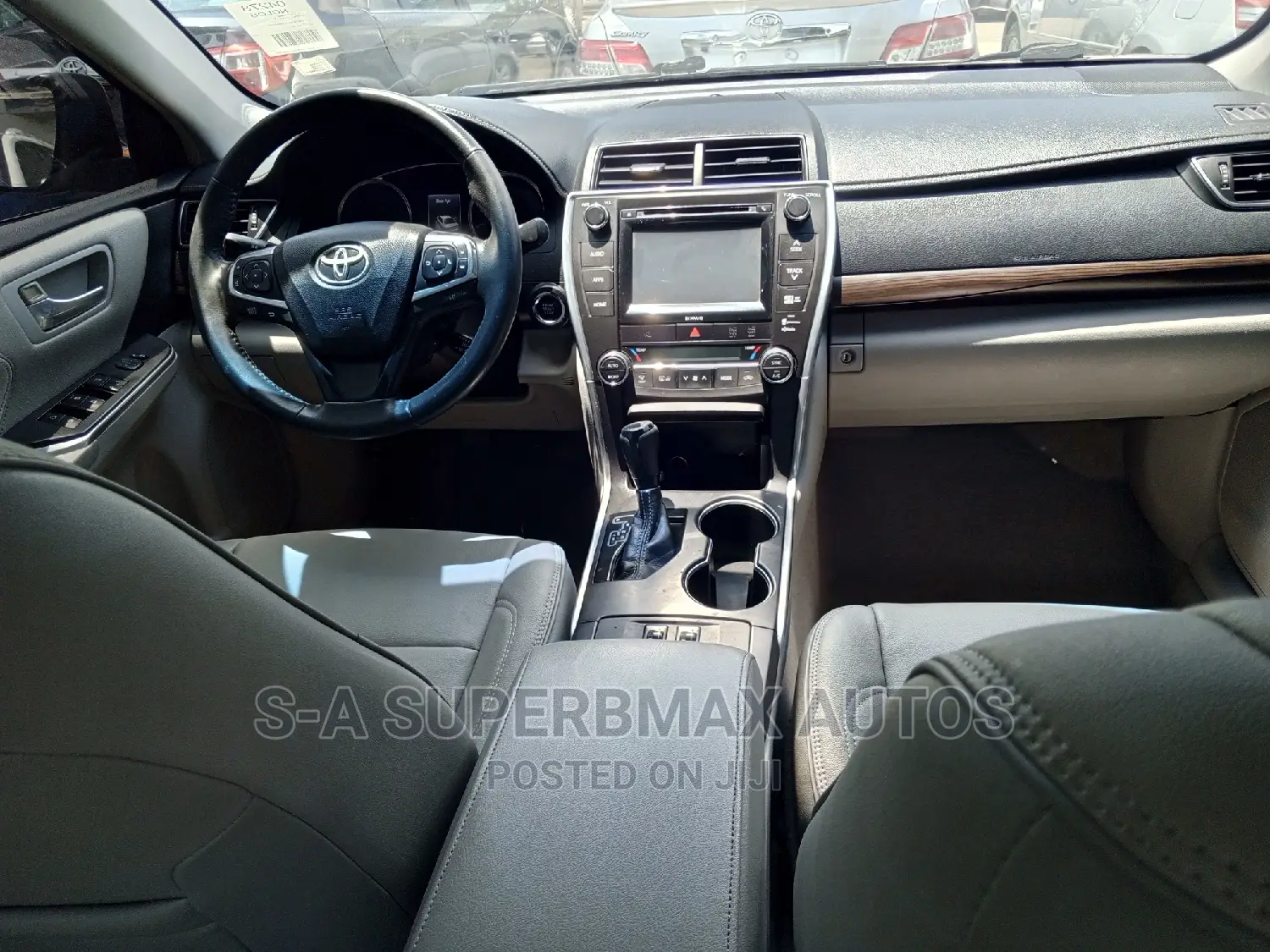 Toyota Camry 2015 Silver