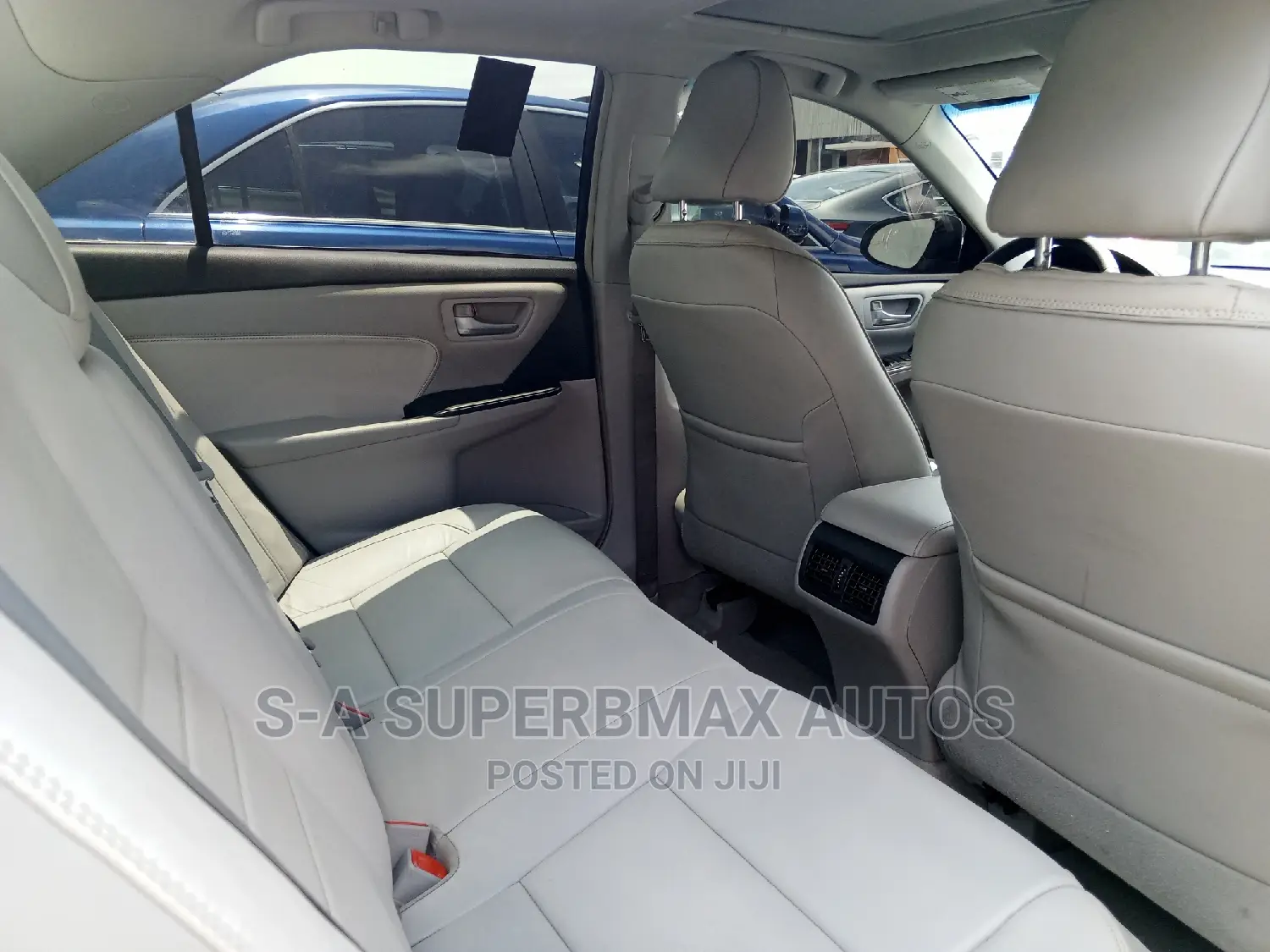 Toyota Camry 2015 Silver