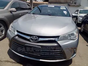 Toyota Camry 2015 Silver
