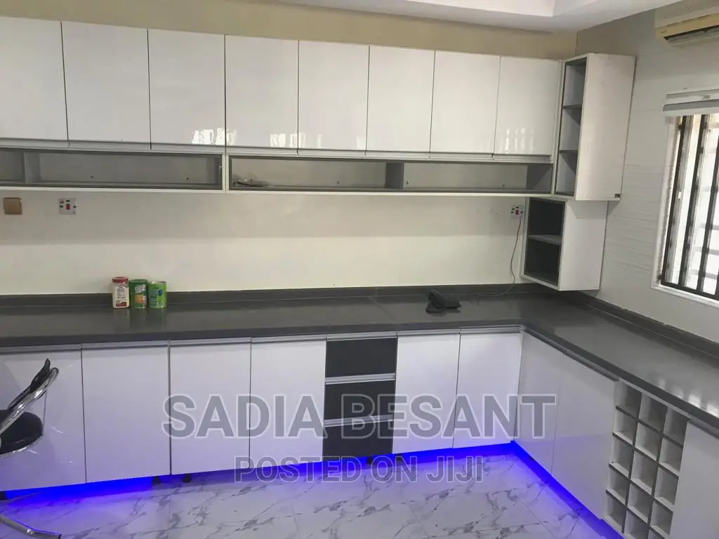 Bespoke Kitchen Cabinets