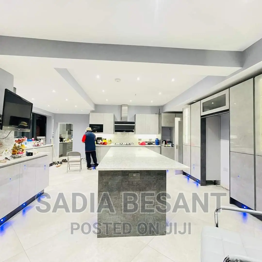 Kitchen Cabinets Bespoke
