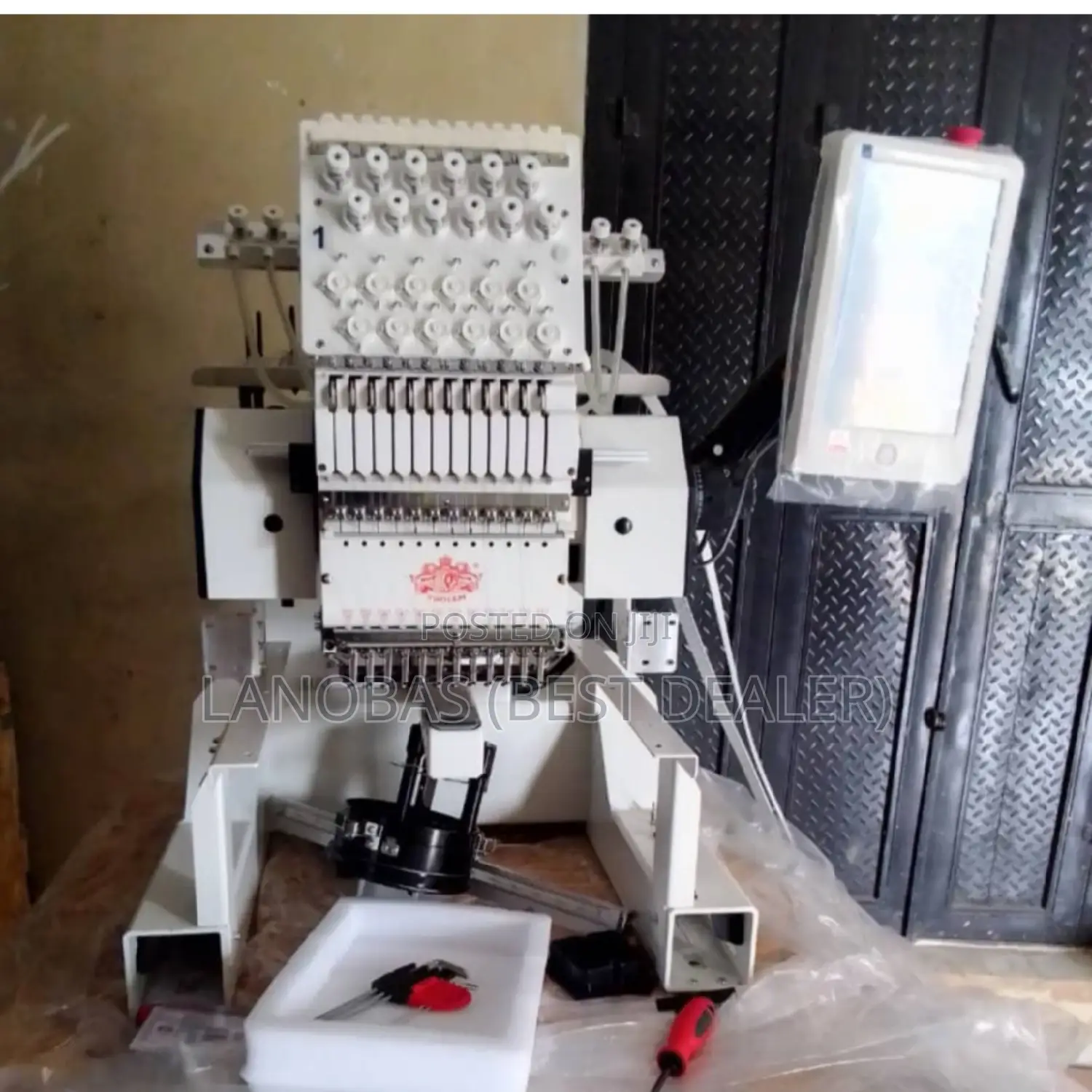 Two Lion One Head Monogram Machine