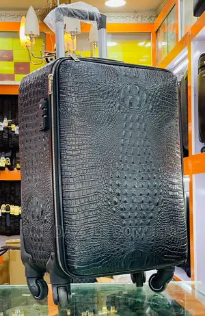 Pure Leather Box