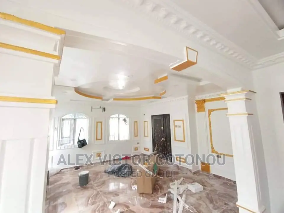 Pop Ceiling, Wall Belting And Inside Decorations