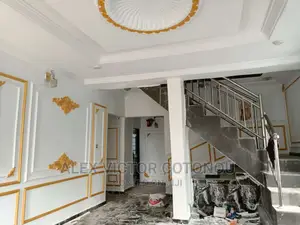Pop Ceiling, Wall Belting And Inside Decorations