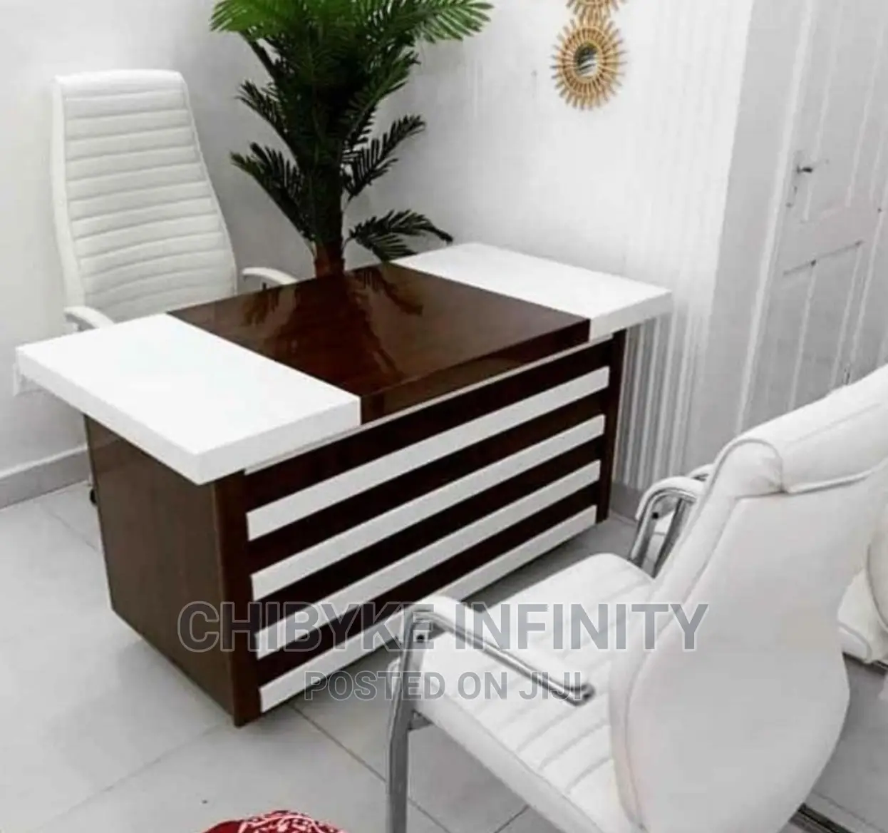 New Imported Executive Office Table and Ergonomic Adjustable