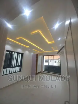 Furnished 5bdrm Duplex in Magodo Phase Two for rent