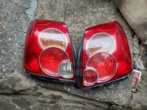 Backlight Toyota Avensis 2006