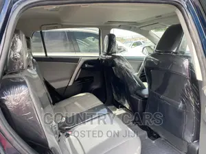 Toyota RAV4 2017 Matt Black