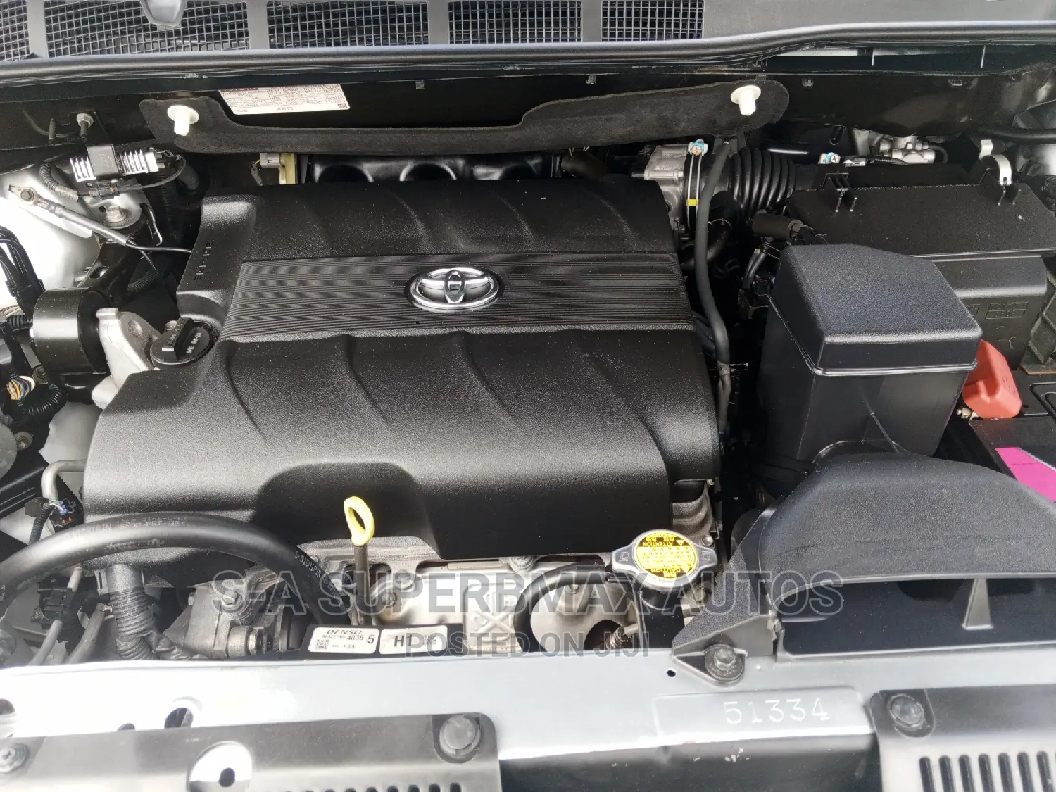 Toyota Sienna XLE AWD 7-Passenger 2013 Silver