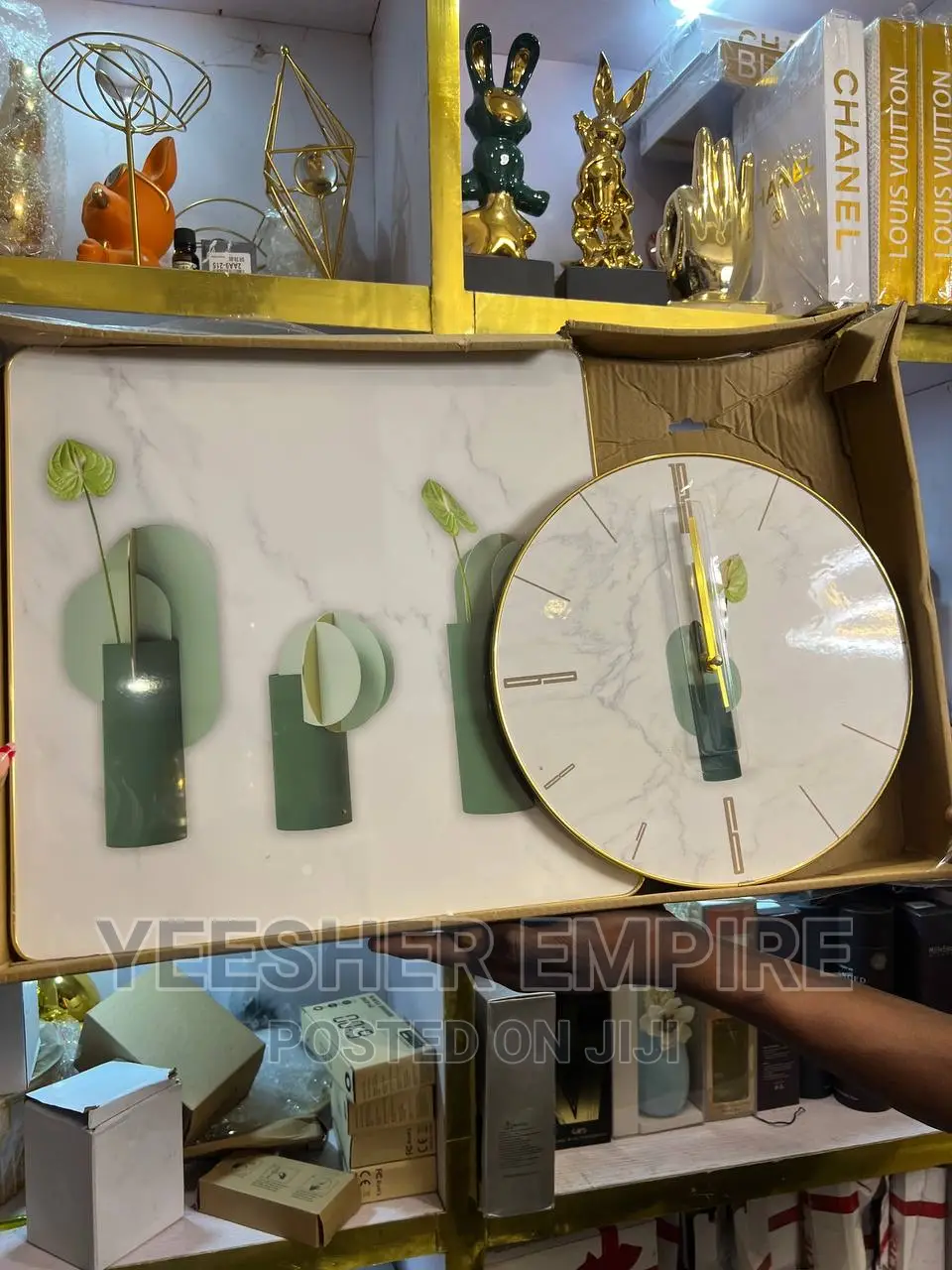 Clock + Frame