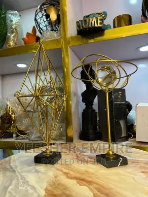 Crystal Octagonal Figurine