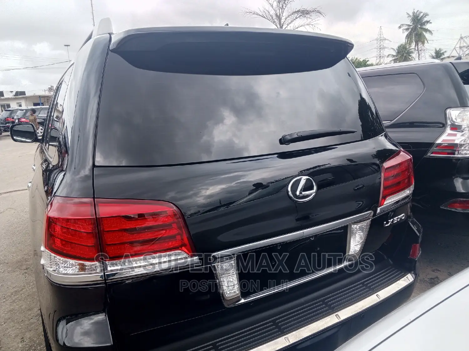 Lexus LX 570 AWD 2014 Black