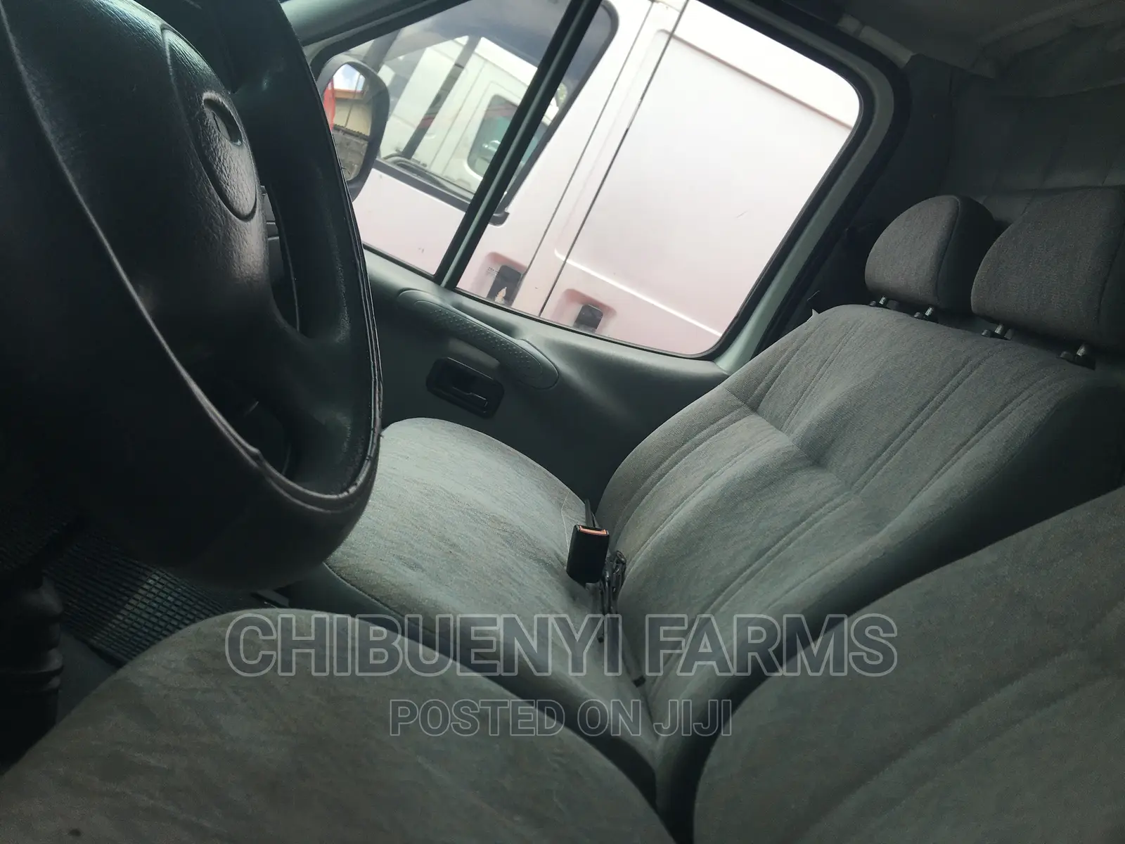 Ford Transit 2002 Pink