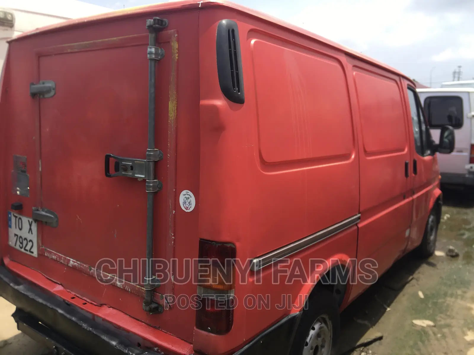 Ford Transit 2002 Pink