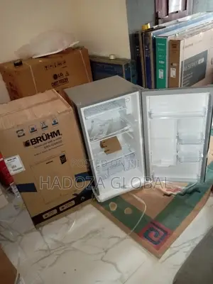 Durable LG Refrigerator 95litrs(95000) Gs141sq