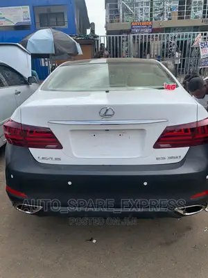 Es350 Back Bumper