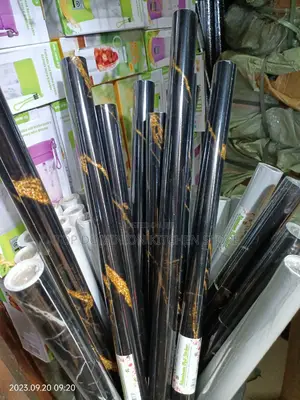 Black and Gold Marble Wallpaper Sticker