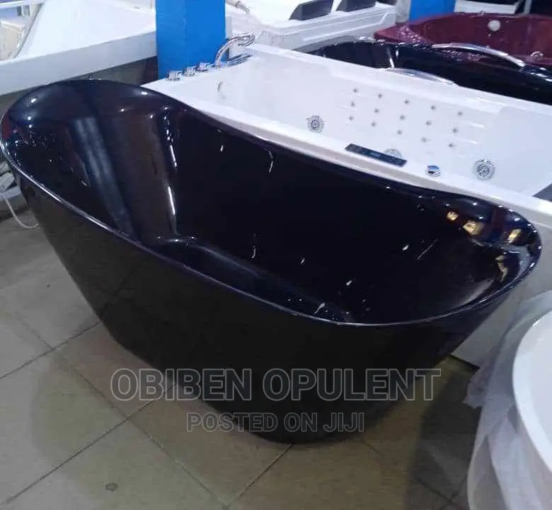 Bath Tub Egg Shaped